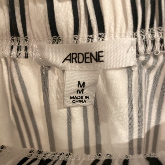 NWOT Ardene Stripped Top - Picture 2 of 5